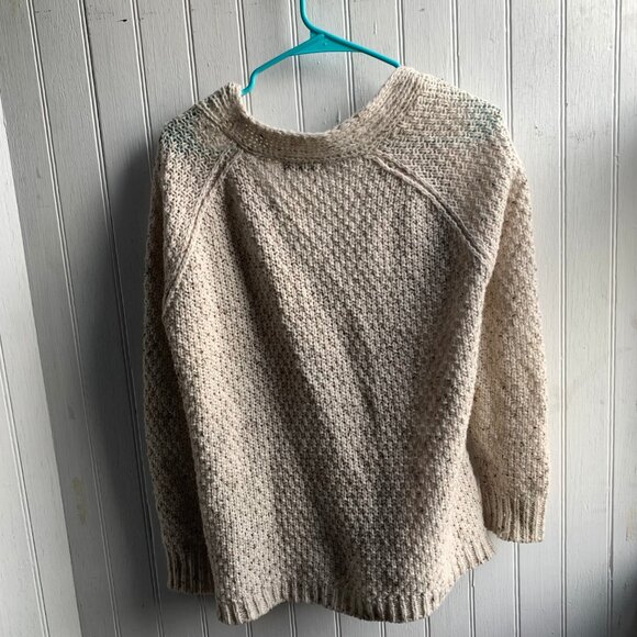 BDG UO Oatmeal Cable knit Chunky Oversized Cardigan Leather  Look Buttons  - XS - Picture 7 of 7